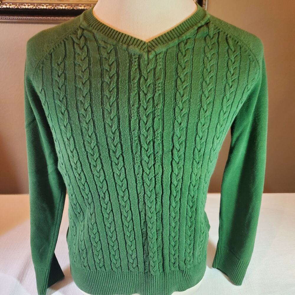 Van Heusen Women's Medium Green Cable Knit Sweater V-Neck Long Sleeve Pullover